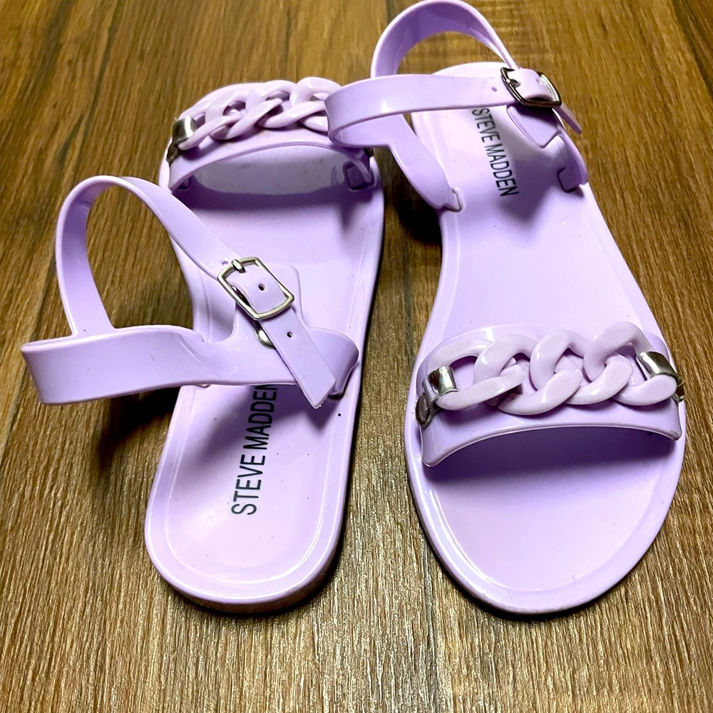 ***STEVE MADDEN lilac sandals for girls SZ 1***